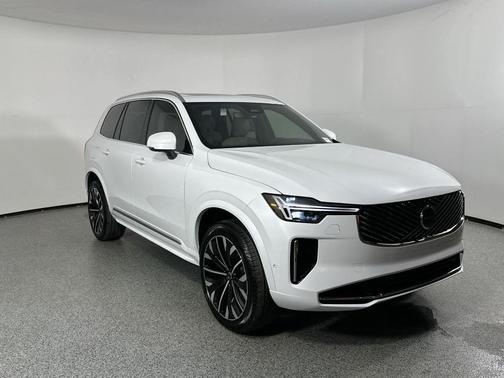 2025 Volvo XC90 Plug-In Hybrid T8 Plus 7-Seater