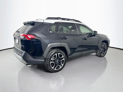 2019 Toyota RAV4 Adventure