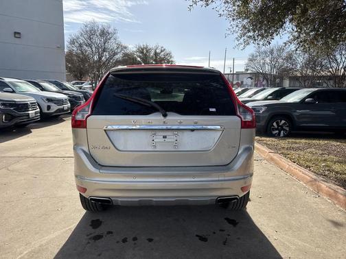 2017 Volvo XC60 T5 Inscription
