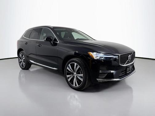 Onyx Black Metallic 2023 Volvo XC60 B5 Plus Bright Theme