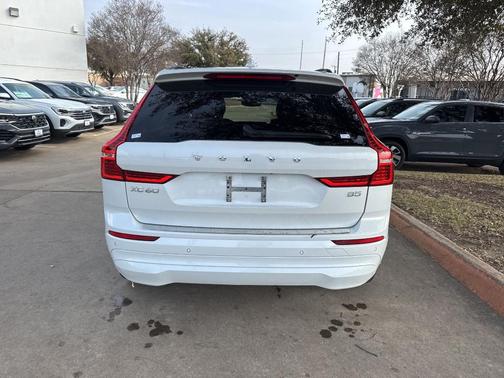 2023 Volvo XC60 B5 Core