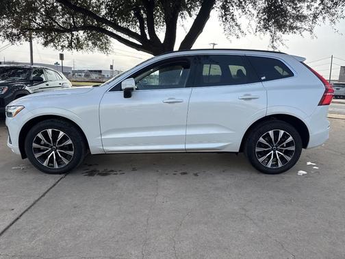 2023 Volvo XC60 B5 Core