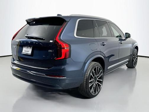 2026 Volvo XC90 B6 Plus 6-Seater