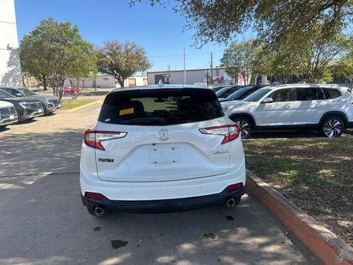 White Diamond Pearl 2019 Acura RDX Advance Package