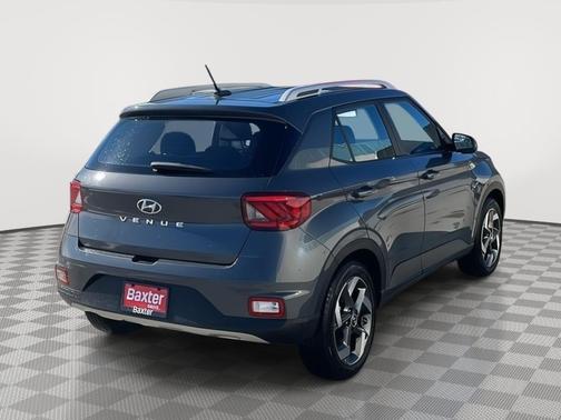 2024 Hyundai VENUE SEL