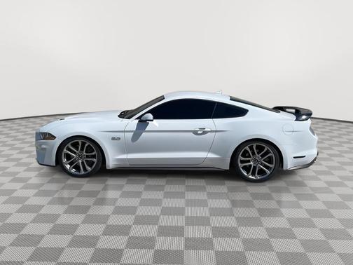 Oxford White 2022 Ford Mustang GT Premium