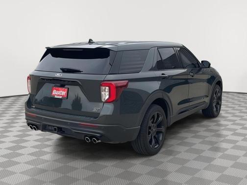 Green 2022 Ford Explorer ST