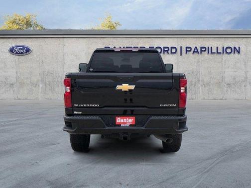 2024 Chevrolet Silverado 2500 Custom