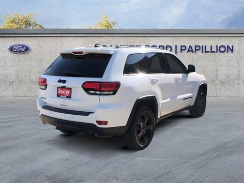 2019 Jeep Grand Cherokee Laredo