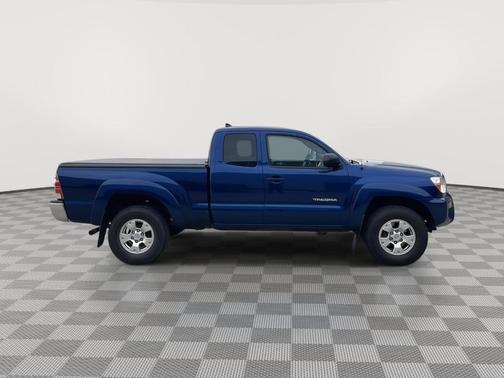 2015 Toyota Tacoma Base