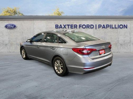 2017 Hyundai SONATA SE