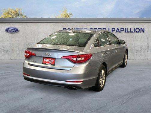 2017 Hyundai SONATA SE
