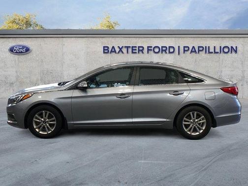 2017 Hyundai SONATA SE