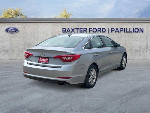 2017 Hyundai SONATA SE