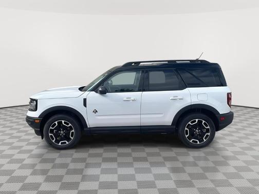 Oxford White 2024 Ford Bronco Sport Outer Banks