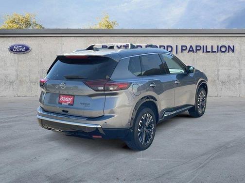 2025 Nissan Rogue Platinum