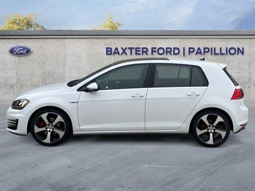 2016 Volkswagen Golf GTI 2.0T SE 4-Door