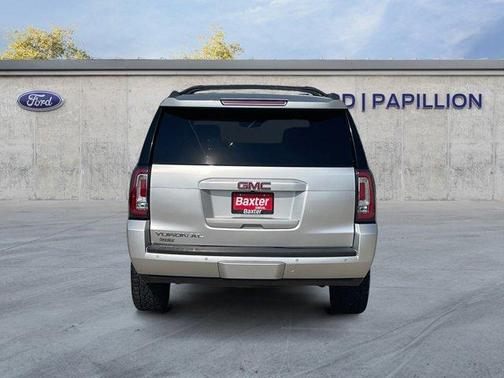 2017 GMC Yukon XL SLT