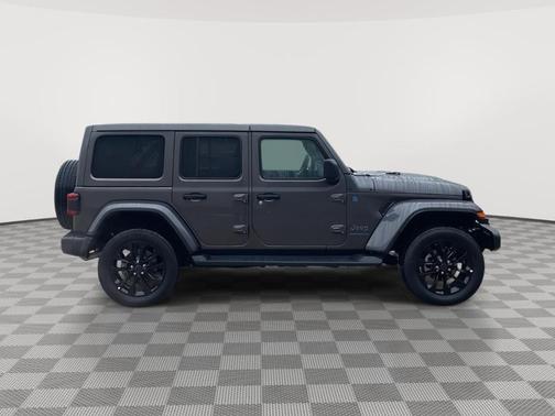 Granite Crystal Clearcoat Metallic 2025 Jeep Wrangler 4xe Sahara