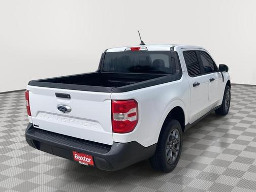 Oxford White 2022 Ford Maverick XLT