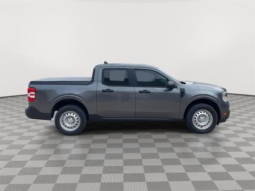 Oxford White 2022 Ford Maverick XLT