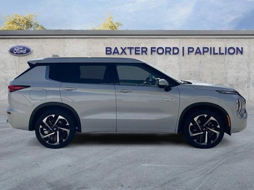 2024 Mitsubishi Outlander PHEV SEL