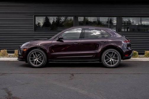 2023 Porsche Macan 