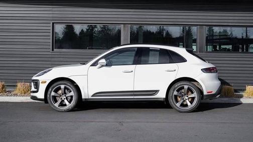 2023 Porsche Macan 