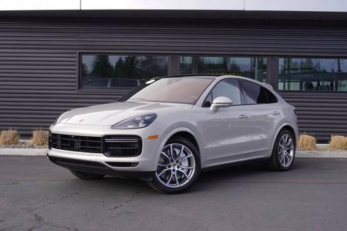 2023 Porsche Cayenne 