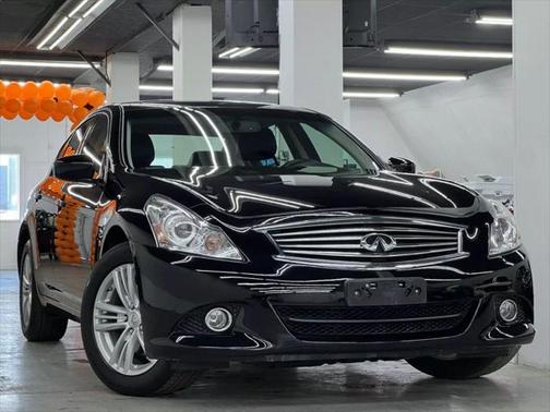 2011 INFINITI G25x Base