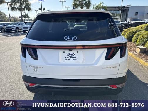 White 2023 Hyundai TUCSON Hybrid SEL Convenience
