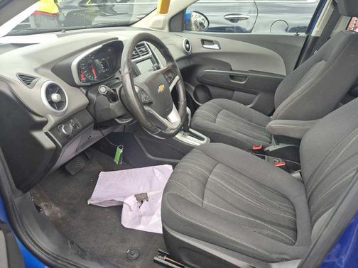 Kinetic Blue Metallic 2017 Chevrolet Sonic LT