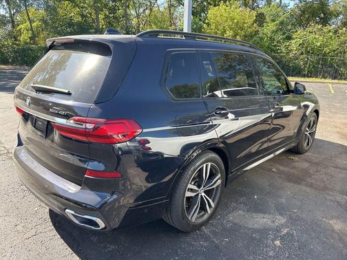 2022 BMW X7 xDrive40i