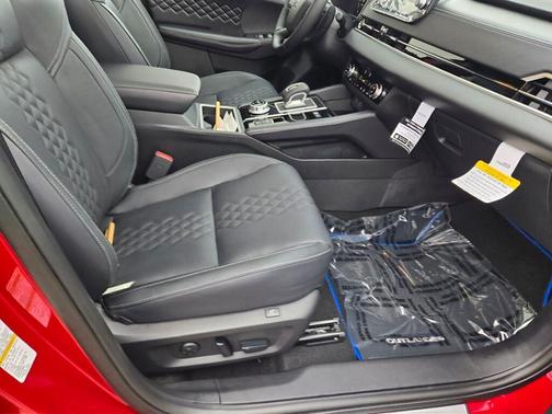 2025 Mitsubishi Outlander PHEV SEL