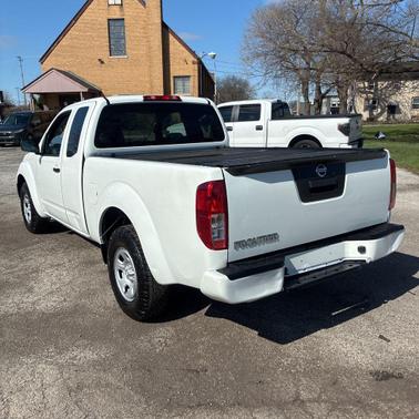Glacier White 2017 Nissan Frontier S