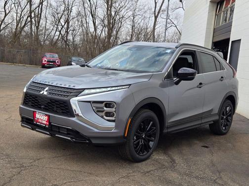 Mercury Gray Metallic 2026 Mitsubishi Eclipse Cross BLACK EDITION 1.5T S-AWC
