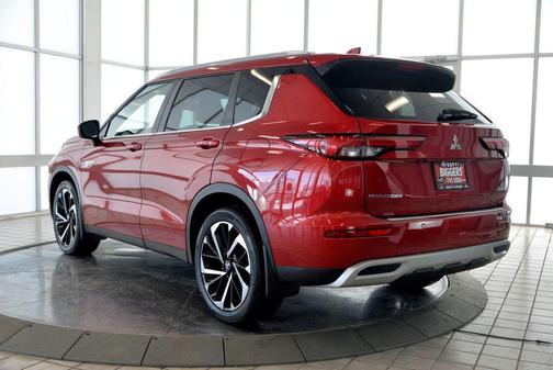 2023 Mitsubishi Outlander PHEV SE S-AWC