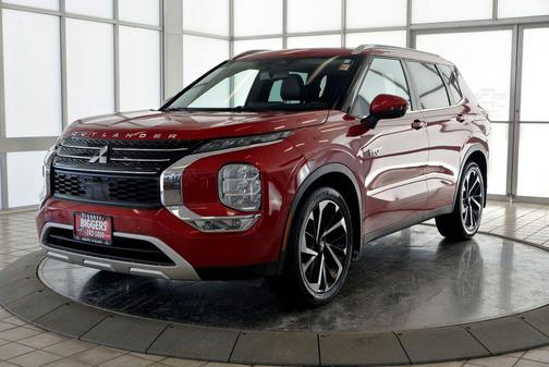 2023 Mitsubishi Outlander PHEV SE S-AWC
