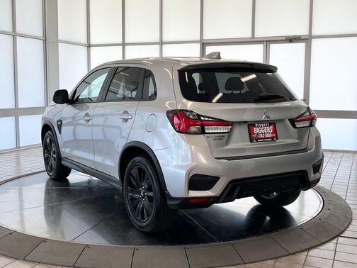 2022 Mitsubishi Outlander Sport 2.0 LE