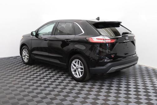 Black Metallic 2023 Ford Edge SEL