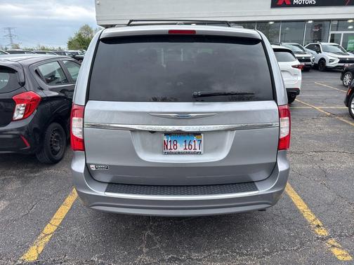 Billet Silver Metallic Clearcoat 2015 Chrysler Town & Country Touring