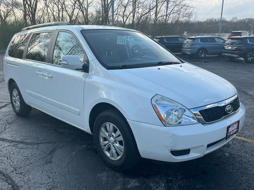 2012 Kia Sedona LX