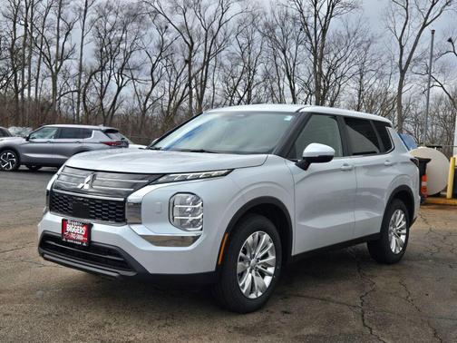 2026 Mitsubishi Outlander ES 1.5T S-AWC