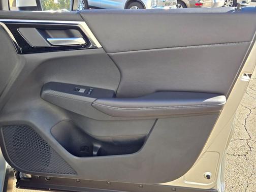 2025 Mitsubishi Outlander PHEV SE S-AWC