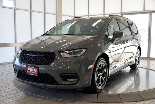 2021 Chrysler Pacifica Hybrid Touring L