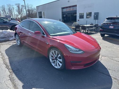 2018 Tesla Model 3 Long Range