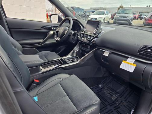 White Diamond 2026 Mitsubishi Eclipse Cross BLACK EDITION 1.5T S-AWC