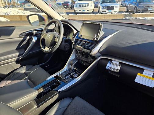 2026 Mitsubishi Eclipse Cross SE