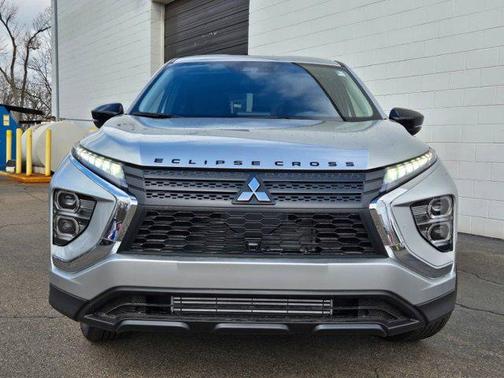 2025 Mitsubishi Eclipse Cross LE