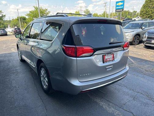 2020 Chrysler Pacifica Touring L